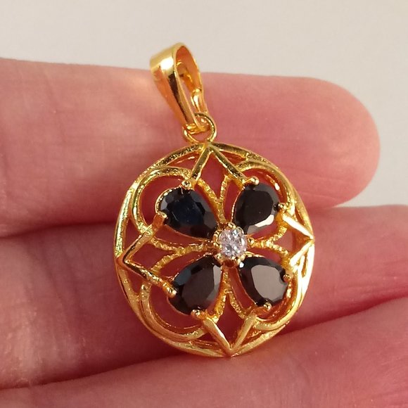 18K Yellow Gold Filled Flower Black Onyx Diamond Zircon Carved Necklace Pendant - Picture 2 of 9